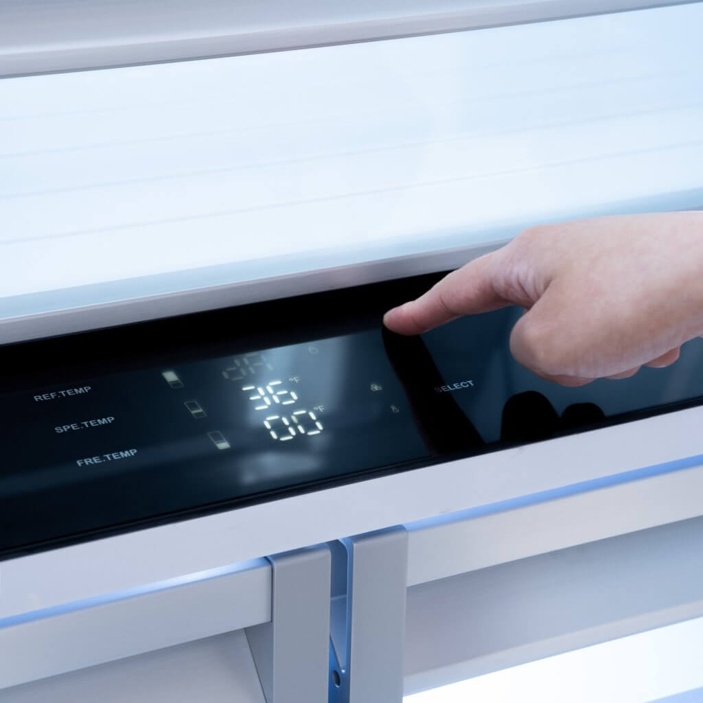 Adjustable Refrigerator/Freezer Temperature 