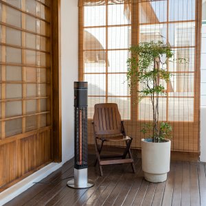 Deko Living 1500W Electric Column Heater with Halogen Tube